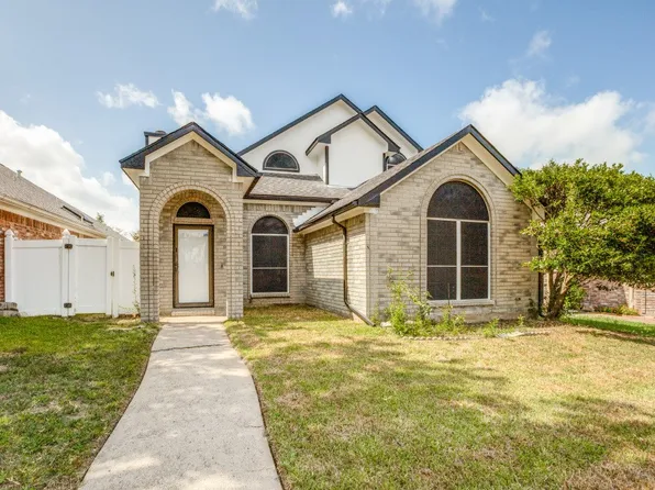 2418 Weatherby Dr, Mesquite, TX 75181