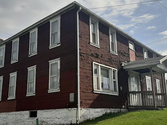 5th image of 7848 Admiral Peary Hwy