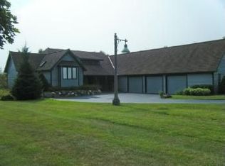 3618 Weingart Rd, Johnsburg, IL 60051