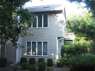 114 Westchester Ter, Annandale, NJ 08801