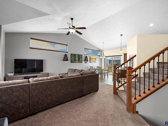 2nd image of 707 Brannon Dr