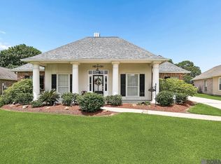 15172 Bluffwood Cir, Prairieville, LA 70769
