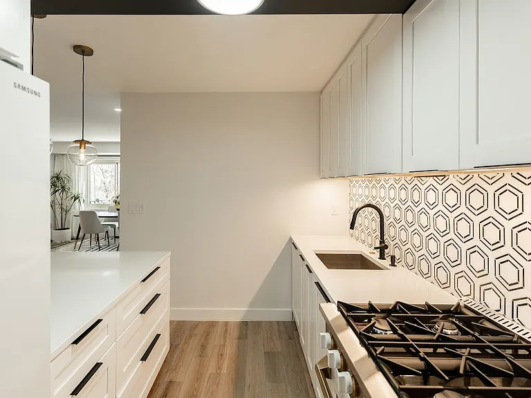 4201 Cathedral Ave NW #306E — Photo 16