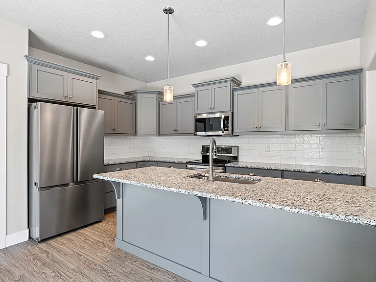 635 S Tylee Way — Photo 7