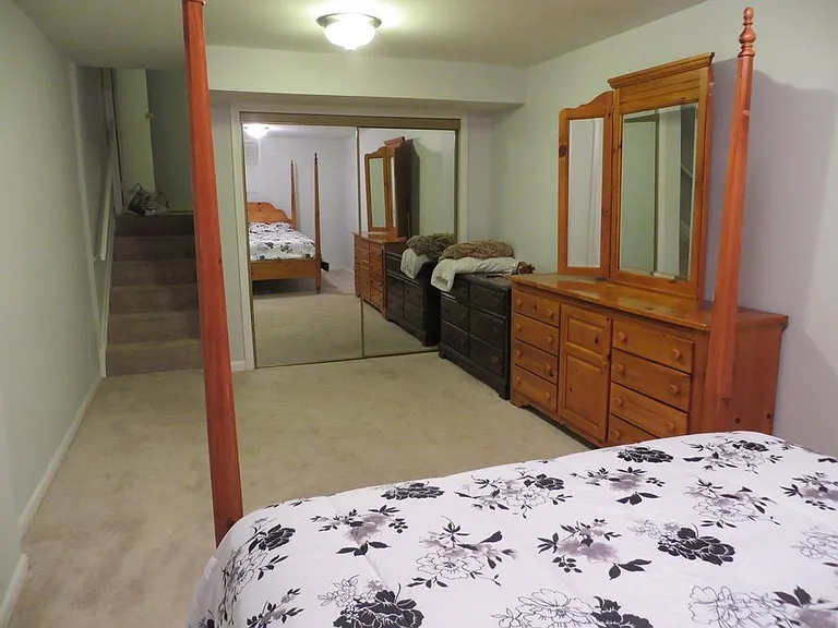 Sanibel Dr — Photo 3