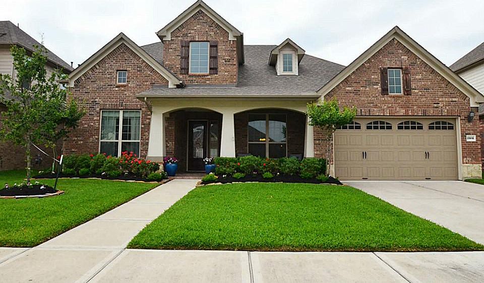 2nd image of 25618 Somerset Meadows Ct