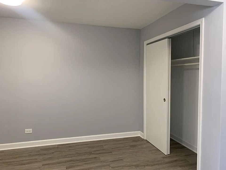2nd image of 392 Executive Dr #203