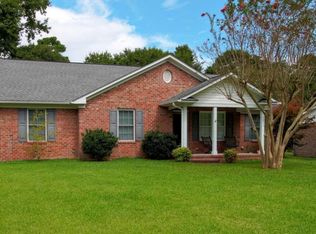 2823 Easy St, Newport, NC 28570