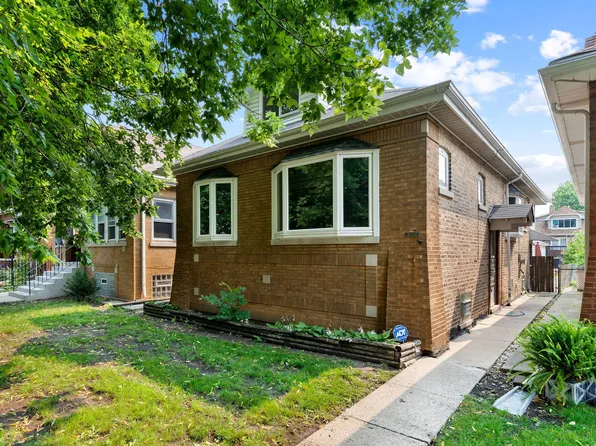 2835 N Linder Ave, Chicago, IL 60641