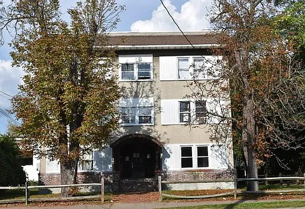 296 Main St #6 — Photo 7