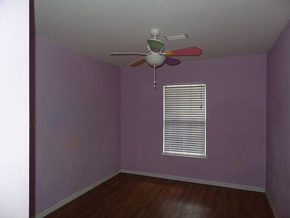 4th image of 8657 NE 150th Ave