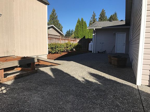 5th image of 5300 122nd Pl NE