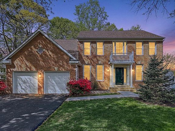 3rd image of 8004 Hollington Pl