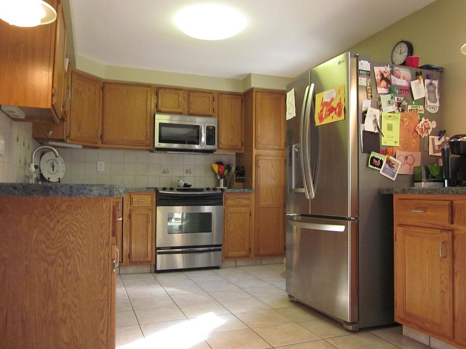Spacious kitchen