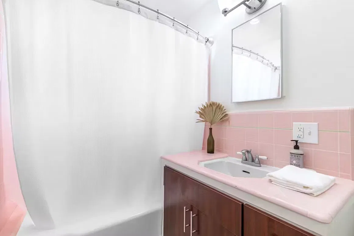 1 bed, 620 sqft, $3,595 — Photo 3