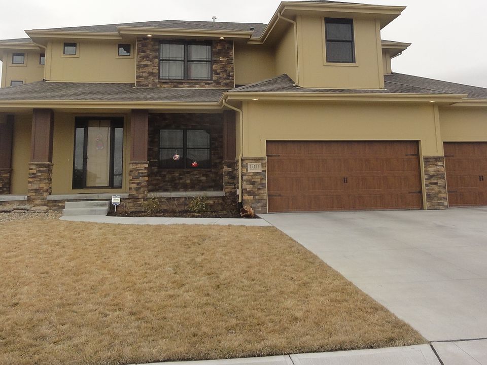 1st image of 18111 Honeysuckle Dr