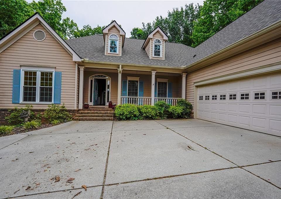 1st image of 4459 N Gate Dr