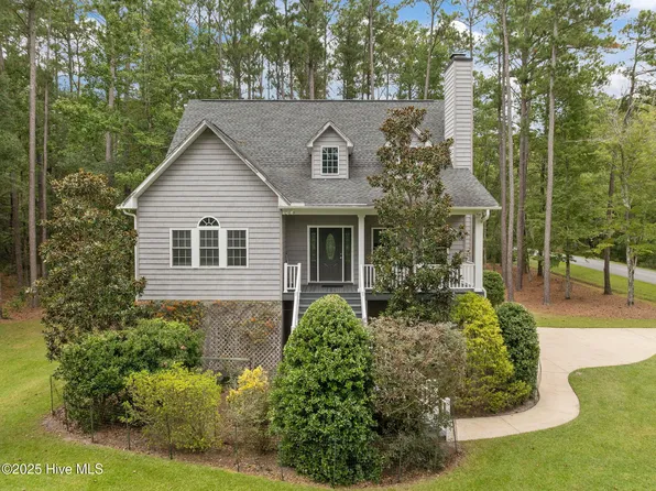 100 Greenbriar Lane, Washington, NC 27889