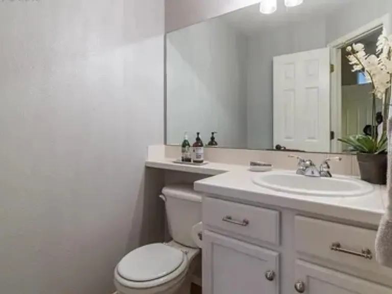 1333 Lookout Springs Dr — Photo 4