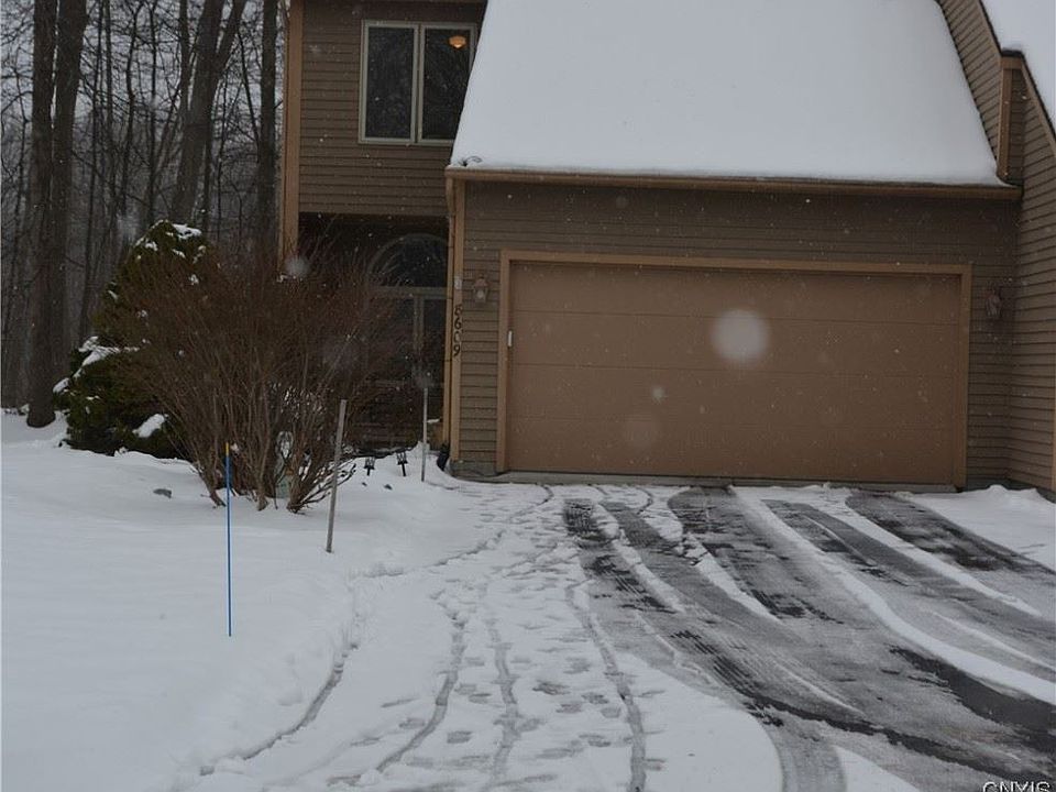 1st image of 8609 Wrenwood Cir