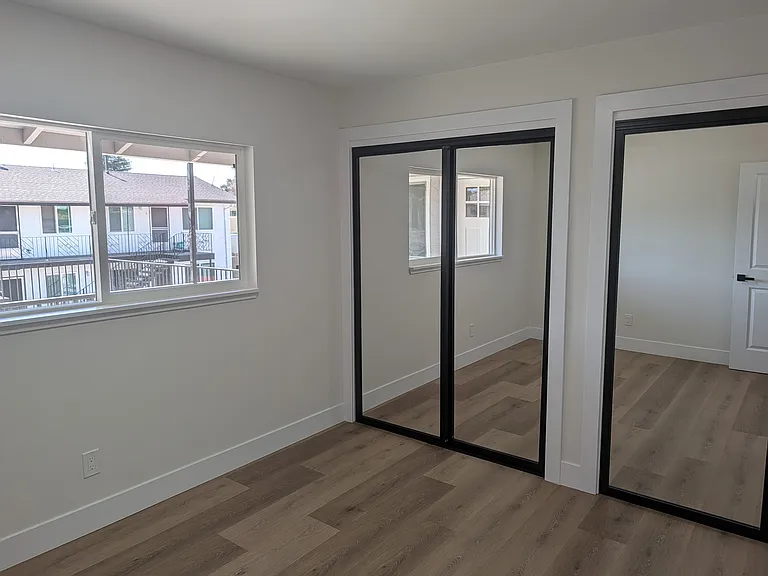 538 Columbia Ave #4 — Photo 7