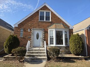 3750 N Oleander Ave, Chicago, IL 60634