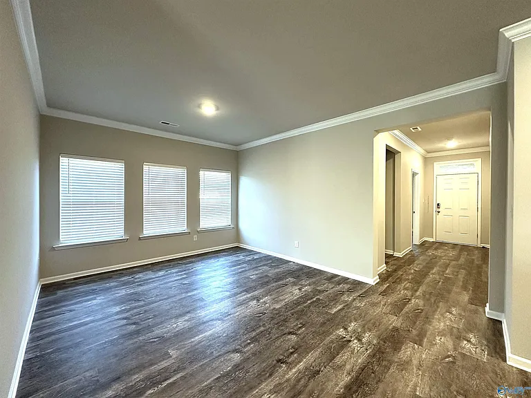 6528 Moon Crest Ln — Photo 7
