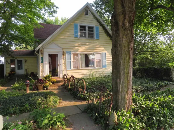16 E Washington, Denver, IN 46926