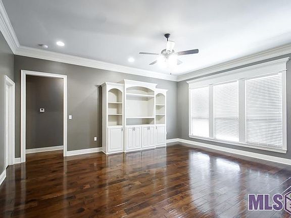 4th image of 10654 Hollow Creek Ct
