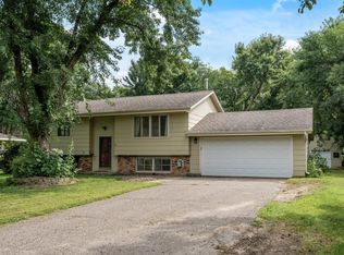 16641 Whitewood Ave, Prior Lake, MN 55372