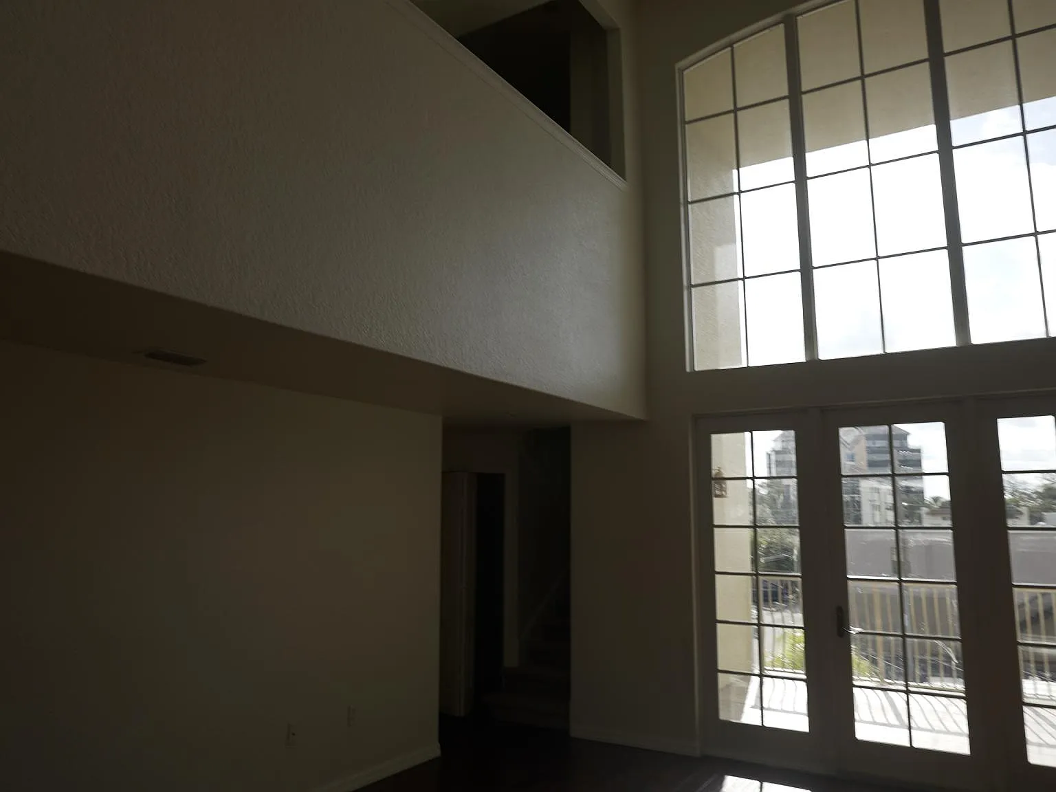 2 bed, 2000 sqft, $2,600 — Photo 4