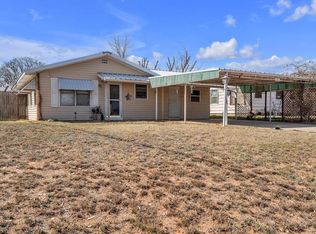 401 N 1st St, Coahoma, TX 79511