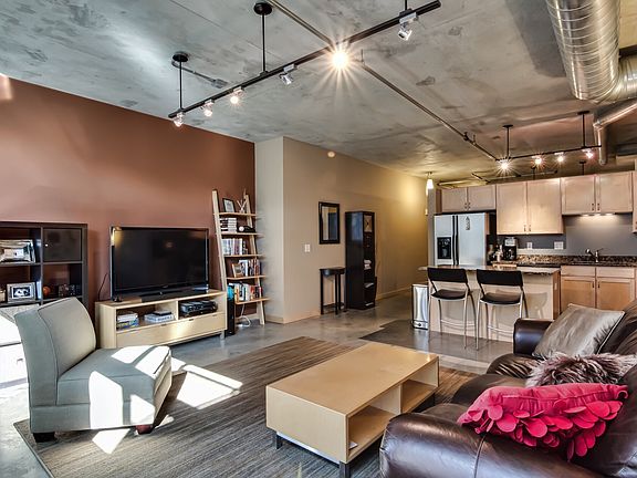 2nd image of 720 4th St N #109
