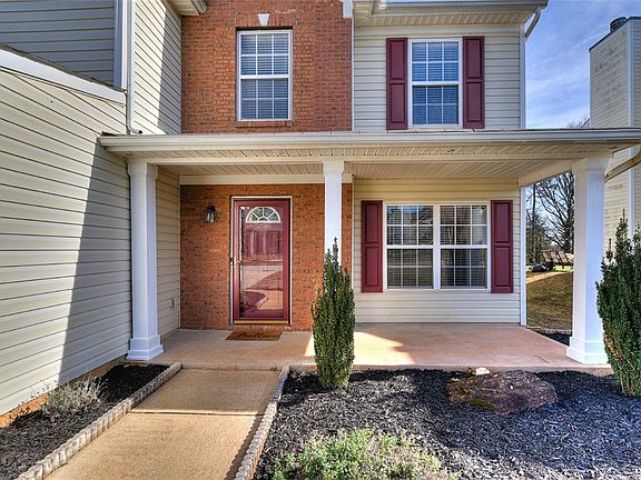 2nd image of 204 Sawyer Dr