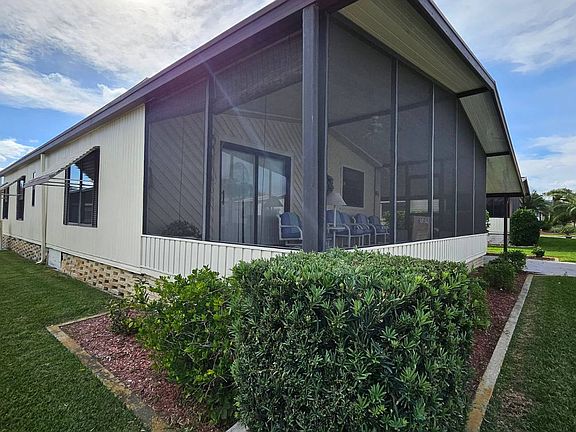 4th image of 61 Bern Dr