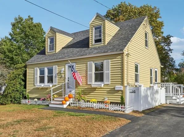 68 So Bowdoin St, Lawrence, MA 01843