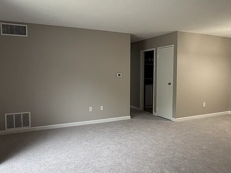 57 Village Brook Ln #5 — Photo 10