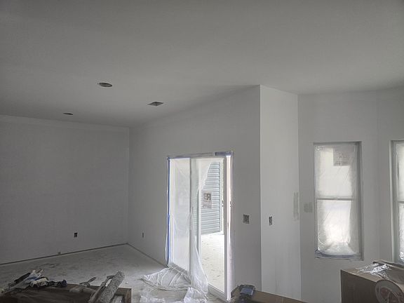 3rd image of 545 Society Rd