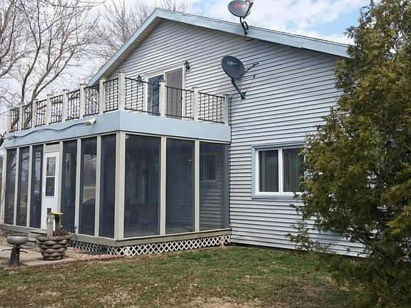 2nd image of 1723 305th Ave