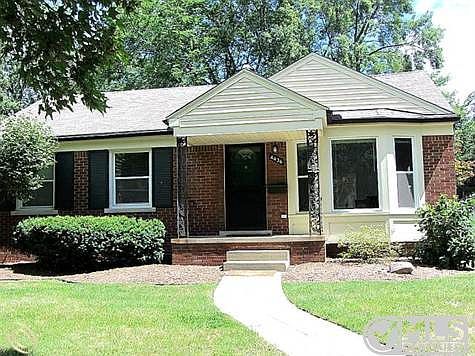 4436 Robinwood