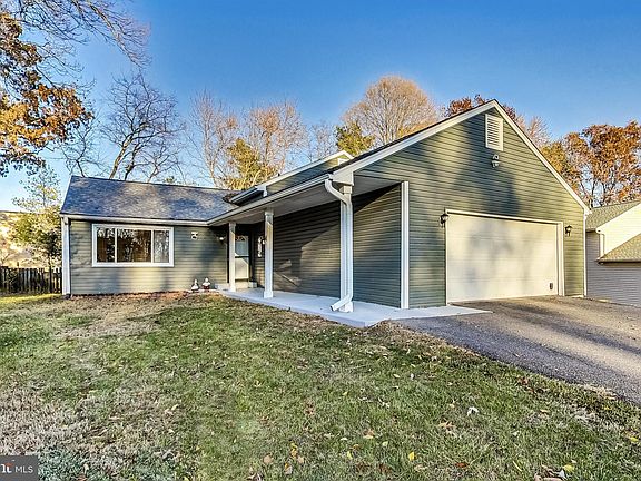 2nd image of 95 Pewter Ln