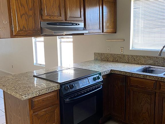 Smooth cooktop stove.