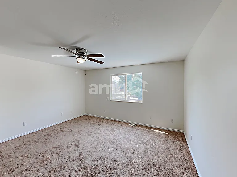 8766 S Pebble Crest Way — Photo 9