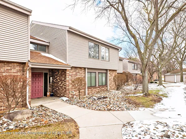 1046 Grenoble Ln Unit D, Lansing, MI 48917