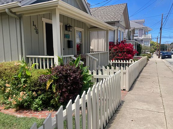 The view looking down the sidewalk of 19th Street.