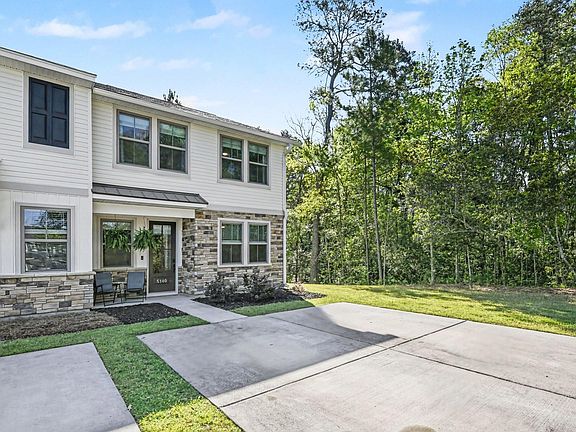 4th image of 5140 Park Creek Ave