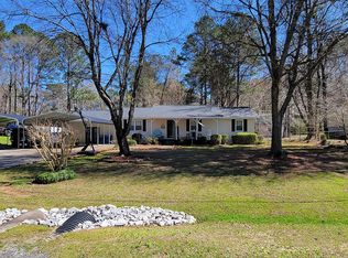 4205 Pinehill Cir, Hokes Bluff, AL 35903