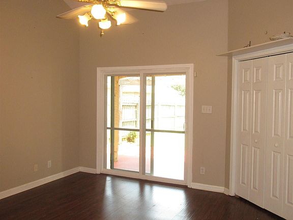 4th image of 1208 Palisade Ct SW