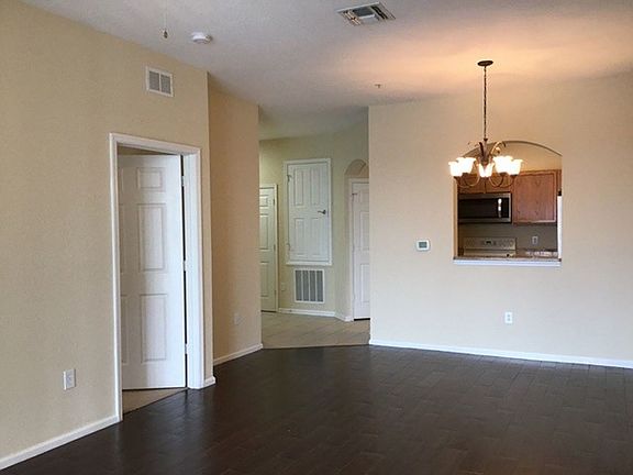 3rd image of 6240 Contessa Dr APT 303