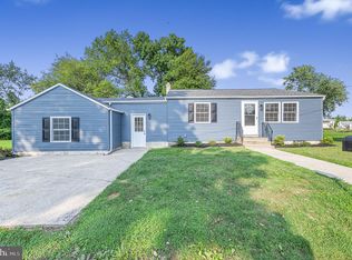 621 5th Ave, Croydon, PA 19021